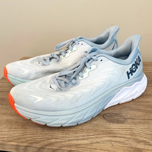 Hoka Shoes - Hoka Women's Arahi 6 Running Shoes Light Gray 9.5
